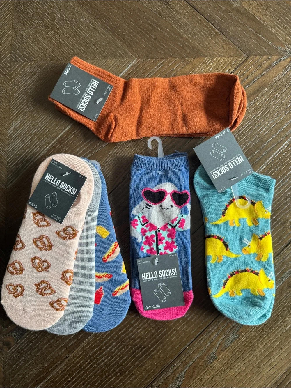 Hello Socks! Bundle of Women’s Socks OS 4-10 New NWT